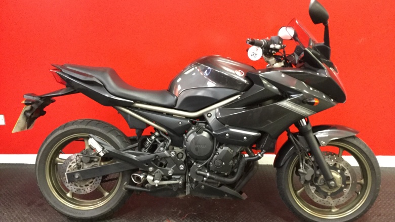 Yamaha XJ 6 (10MY)